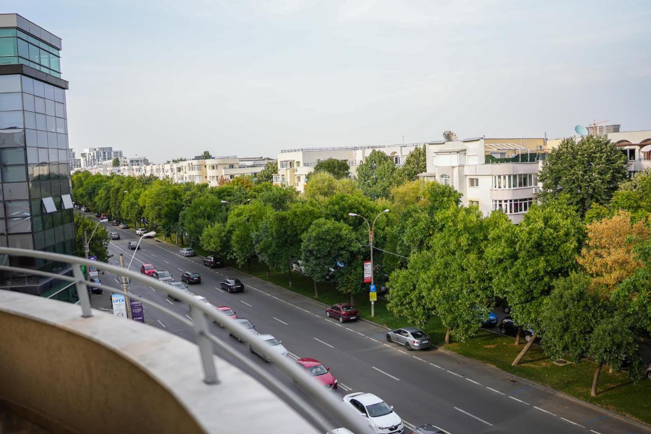 Penthouse With Huge Rooftop & Amazing City View Bucharest Exterior photo
